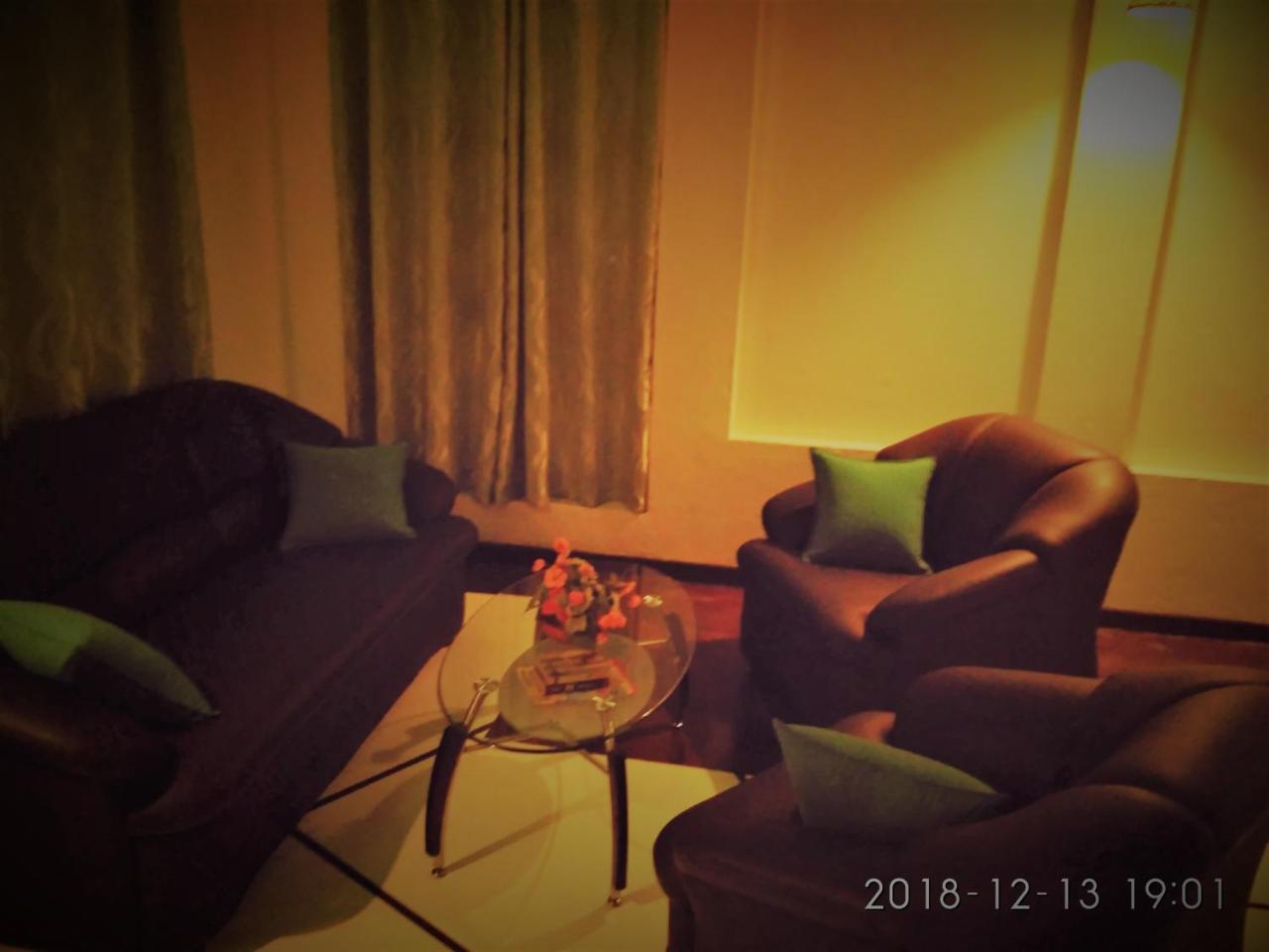 Nilas Guesthouse Hikkaduwa Eksteriør billede